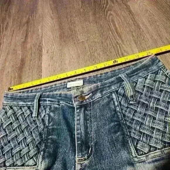 Vintage Y2K faded flared jeans with braid details ✦ mid rise ✦ medium wash - Picture 13 of 16